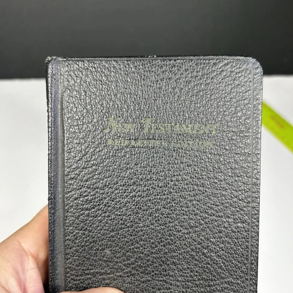1950's New Testament Red Letter Edition Black Leather Pocket Bible Vintage